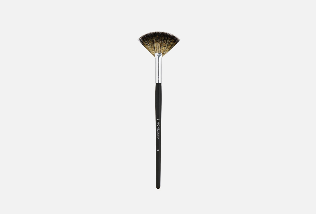 Professional fan brush middle size 06 1 шт
